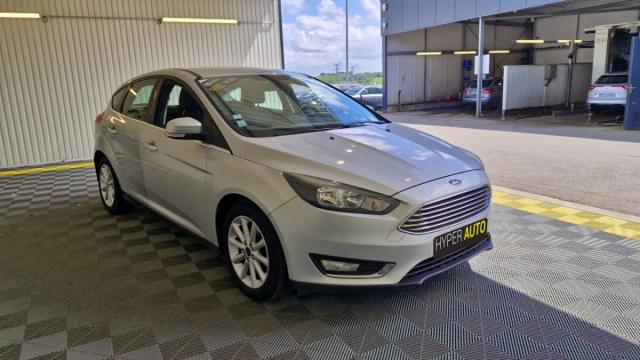 Ford Focus image 9