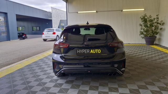 Ford Focus image 3