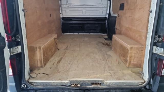 Renault Trafic image 7