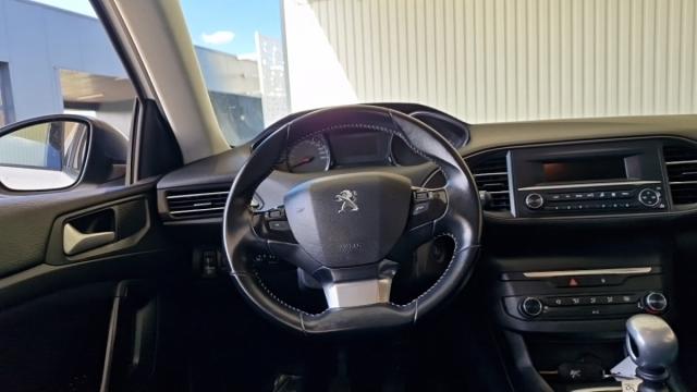 Peugeot 308 image 3