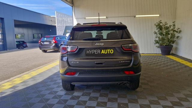 Jeep Compass image 8