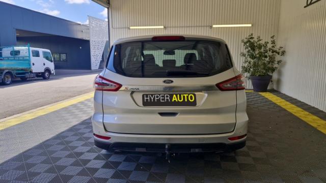 Ford S-Max image 5