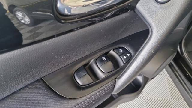Nissan Qashqai image 1