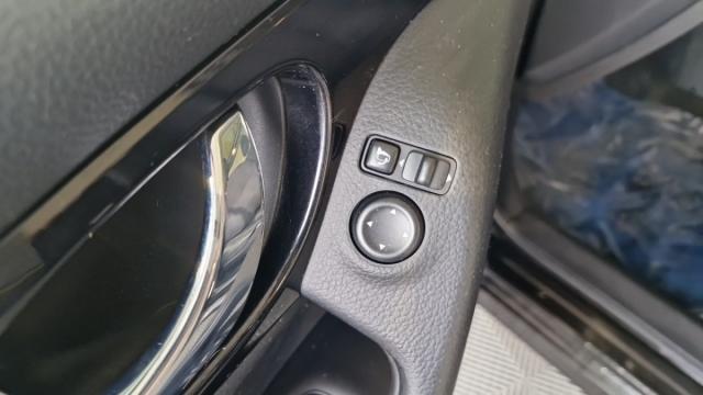 Nissan Qashqai image 8