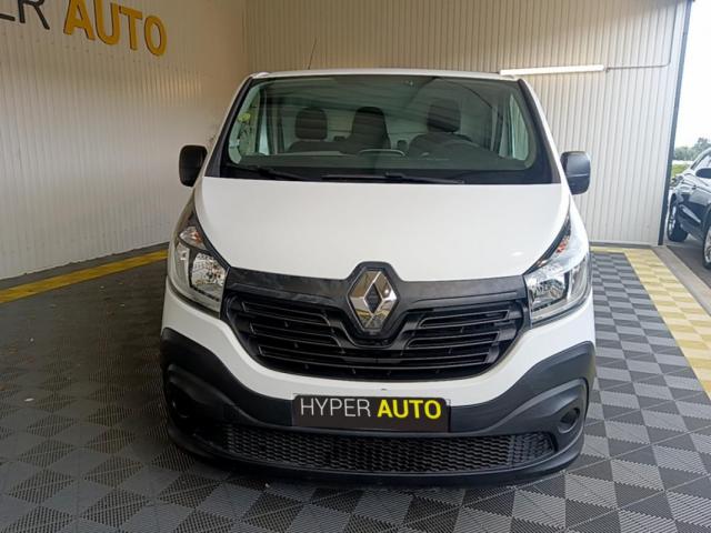 Renault Trafic image 9