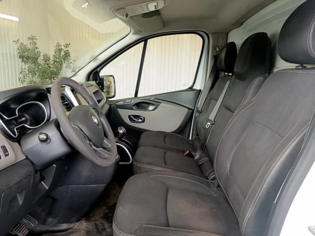 Renault Trafic image 1