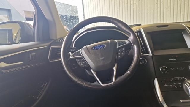 Ford Edge image 9