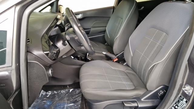 Ford Fiesta image 2
