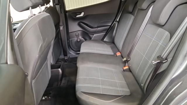 Ford Fiesta image 7