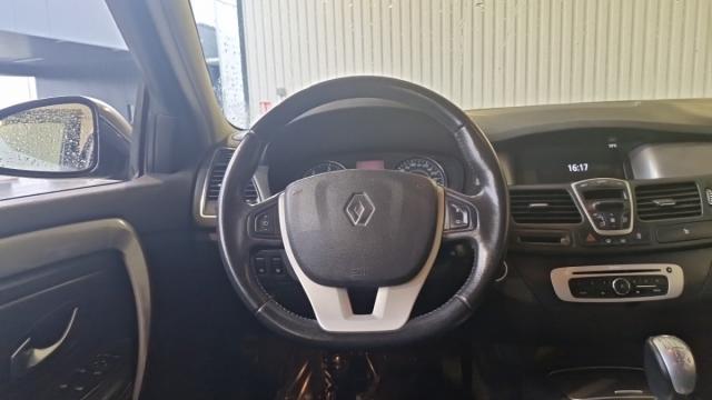 Renault Laguna Estate image 7