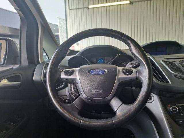 Ford C-Max image 2