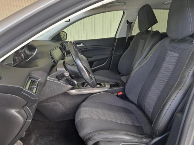 Peugeot 308 image 1