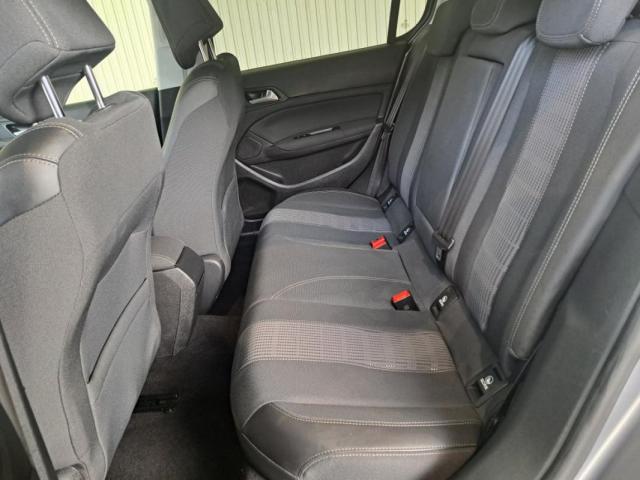 Peugeot 308 image 2