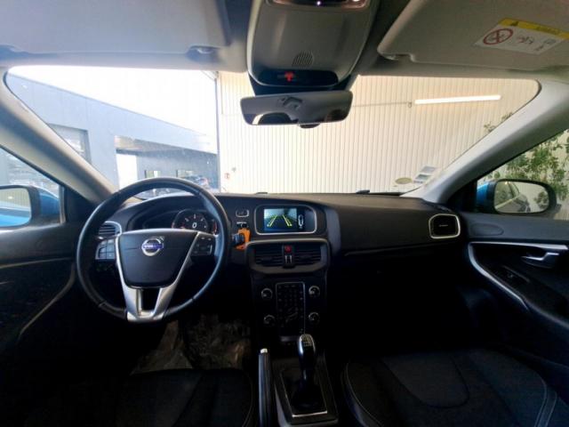 Volvo V40 image 3