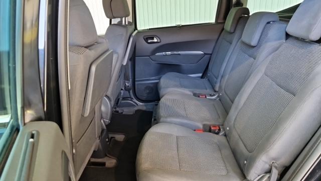 Peugeot 5008 image 8