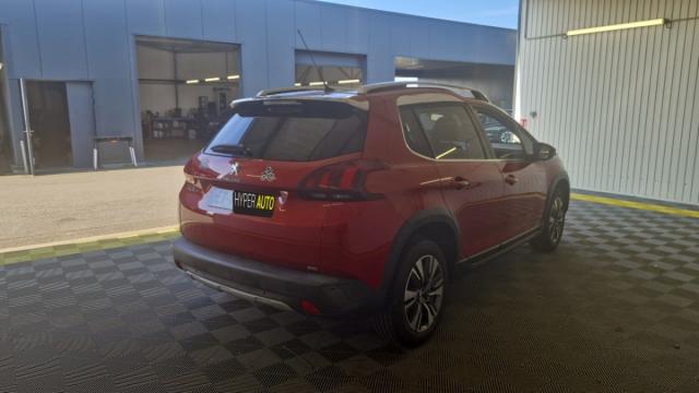 Peugeot 2008 image 9