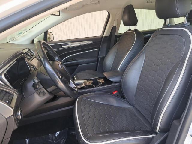 Ford Mondeo image 7