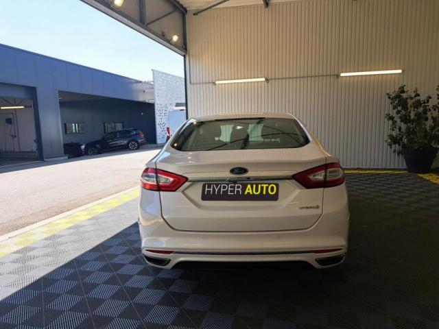 Ford Mondeo image 1