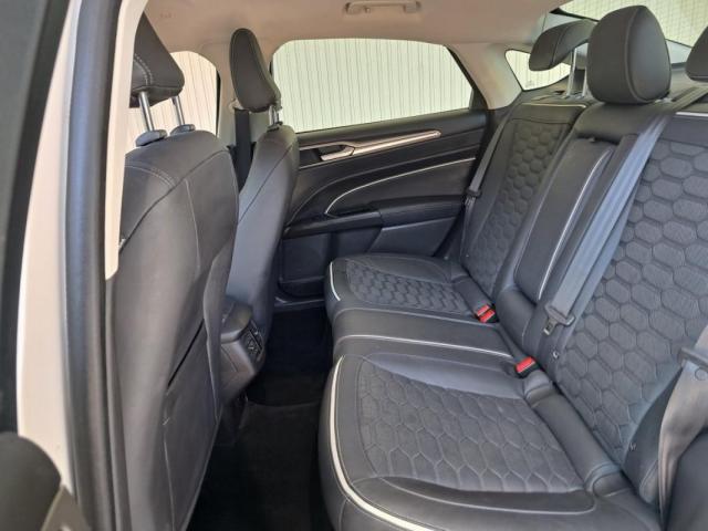 Ford Mondeo image 3