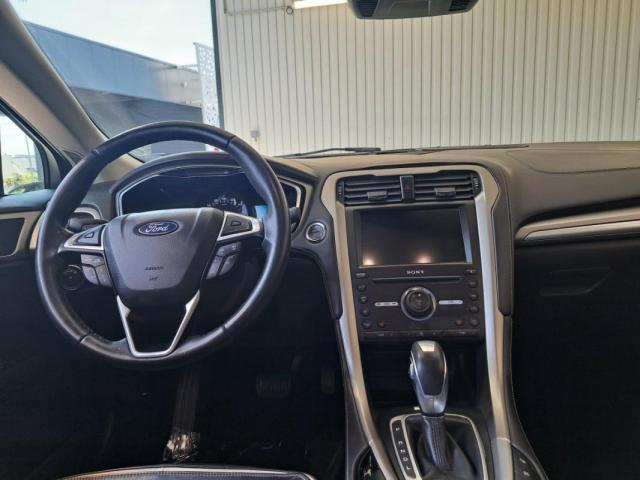 Ford Mondeo image 6