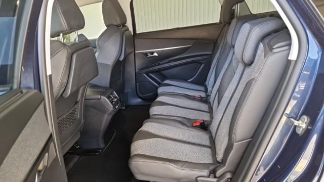 Peugeot 5008 image 3