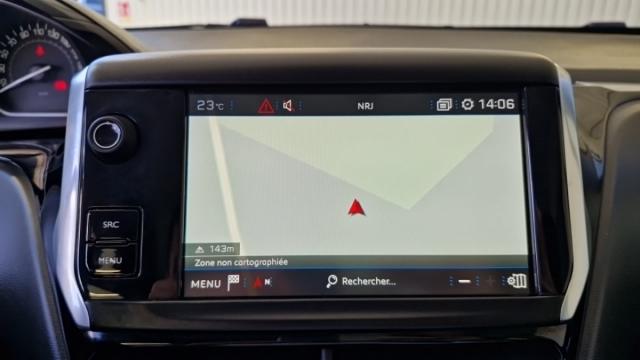 Peugeot 208 image 7