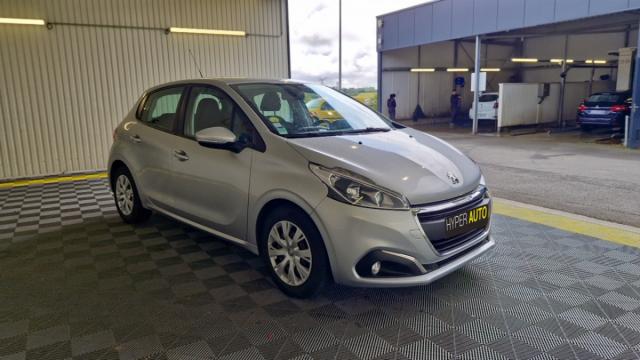 Peugeot 208 image 5