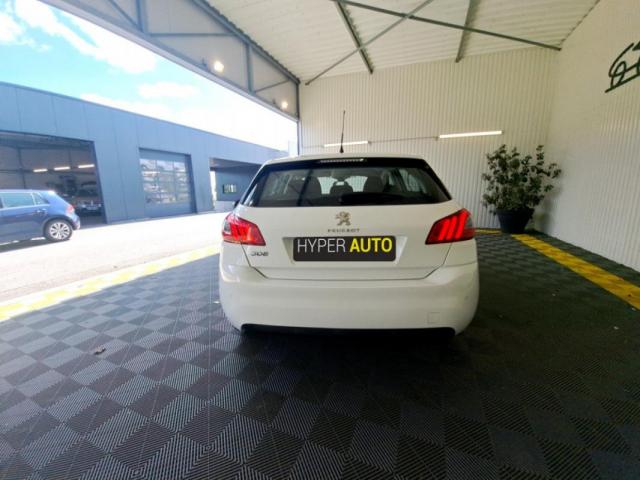 Peugeot 308 image 9