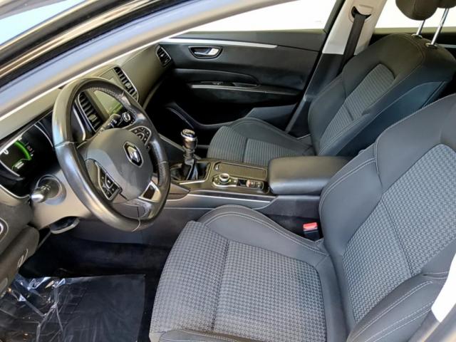 Renault Talisman Estate image 5