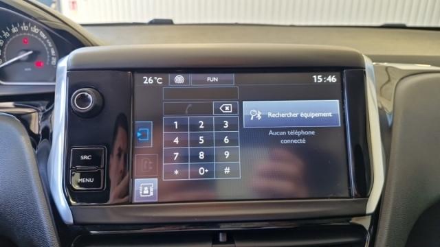 Peugeot 208 image 4