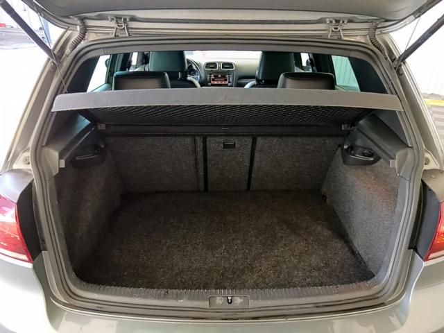 Volkswagen Golf image 4