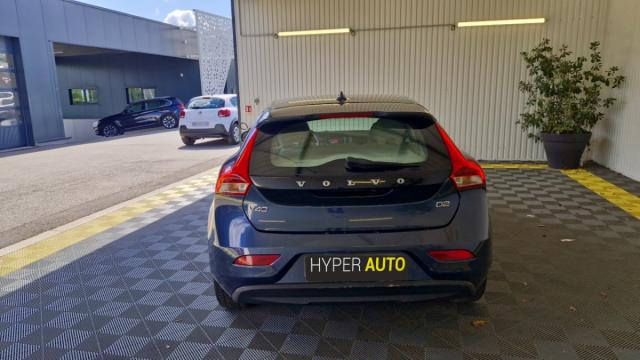 Volvo V40 image 9