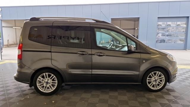 Ford Tourneo image 2