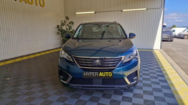 Peugeot 5008 image 1