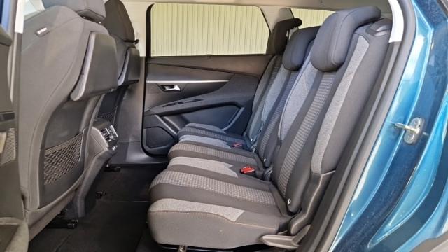 Peugeot 5008 image 4