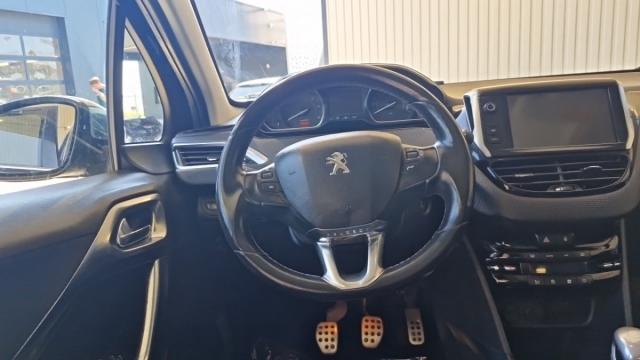Peugeot 2008 image 3
