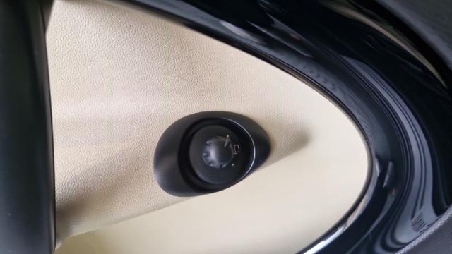 Mini Countryman image 2