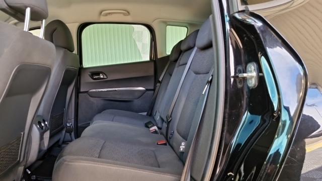 Peugeot 3008 image 6