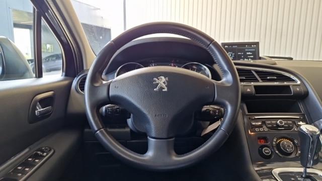 Peugeot 3008 image 3