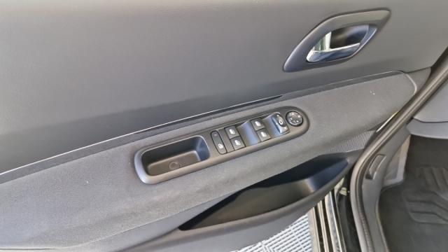 Peugeot 3008 image 5