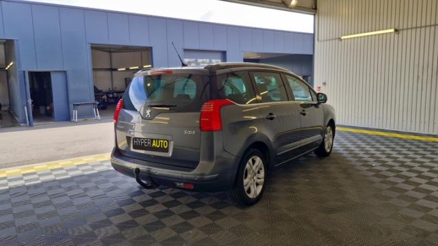 Peugeot 5008 image 5