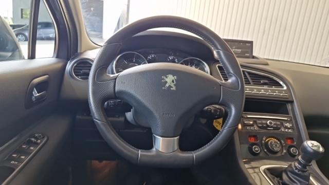 Peugeot 5008 image 6
