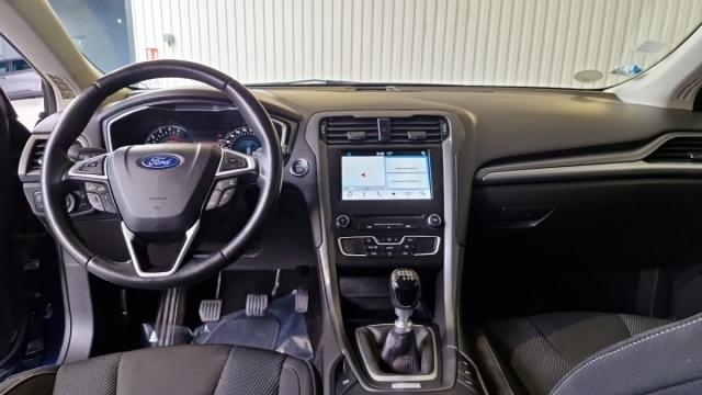 Ford Mondeo image 9