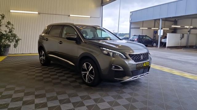 Peugeot 5008 image 8