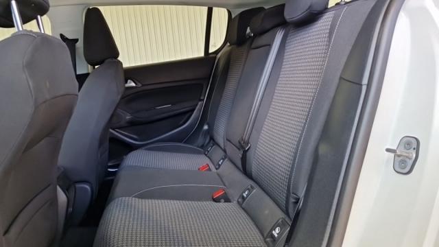 Peugeot 308 image 5