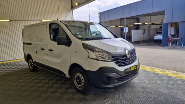 Renault Trafic image 8