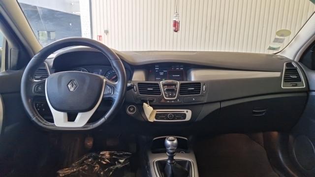 Renault Laguna image 9