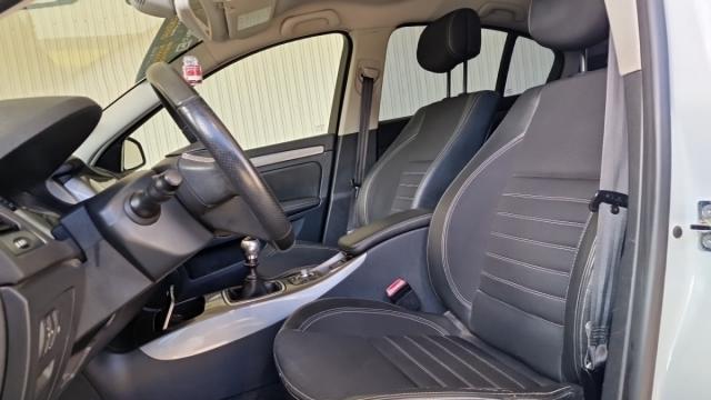 Renault Laguna image 3