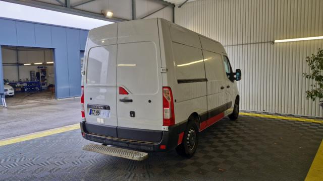 Renault Master image 9