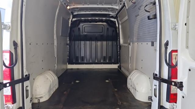 Renault Master image 4